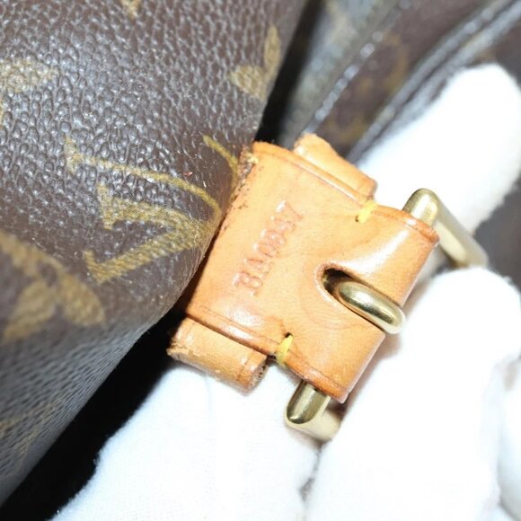 LOUIS VUITTON Monogram Montsouris GM Backpack - Picture 9 of 15